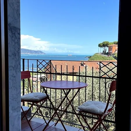 Sea View Recently Renovated La Spezia